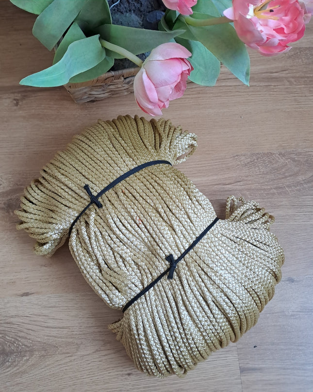 Makramē aukla satīta