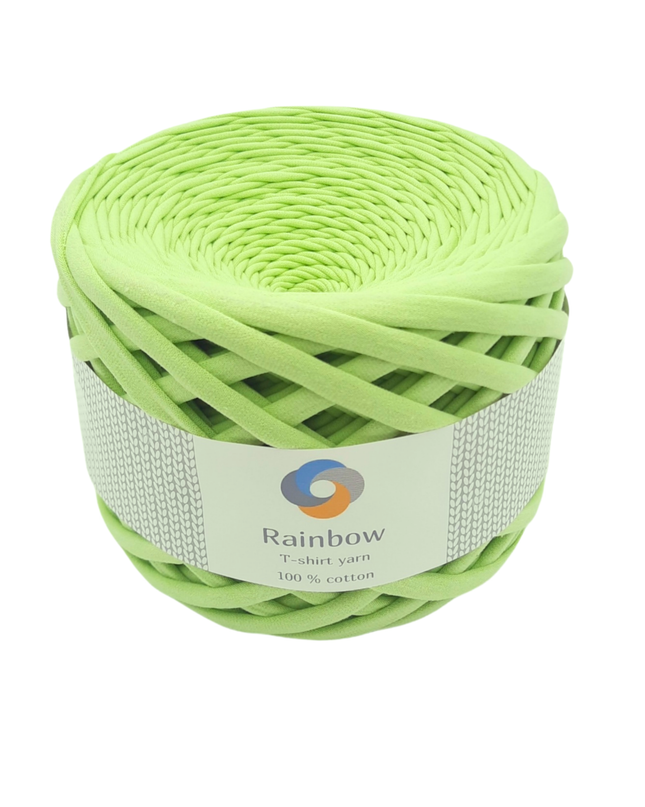 bright gree yarn. tshirt yarn for summer bags. best yarn for crochet ceadle basket