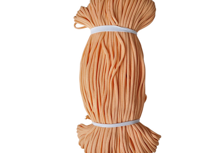 Poliestera aukla uz spolēm