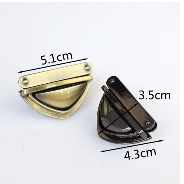 Purse closure with sizes for bag making