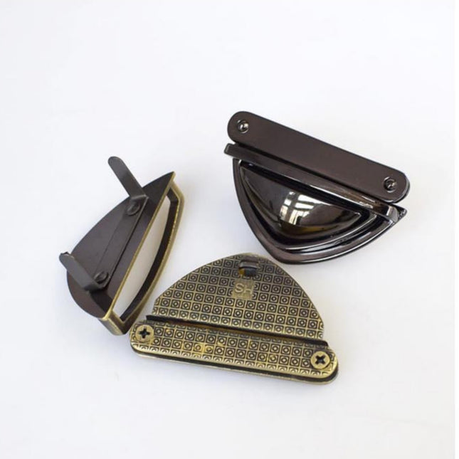 Bag lock triangle form black colour